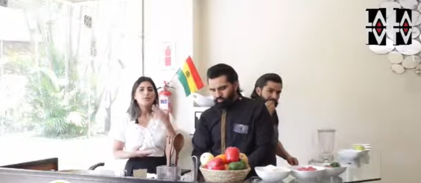 CHEF FITNEES BOLIVIA #Chef #Fitnees #Bolivia Porque desde hoy la #Televisión cambiara tu forma de ser, el #Programa que te va a #Revolucionar por www.radioactivalatacunga.com #RadioActivaLtacunga y #LatacungaTv www.latacungatv.com #Ecuador #Bolivia #Salud #Fitnees #Cocina #Ejercicios